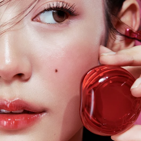 Glass Skin